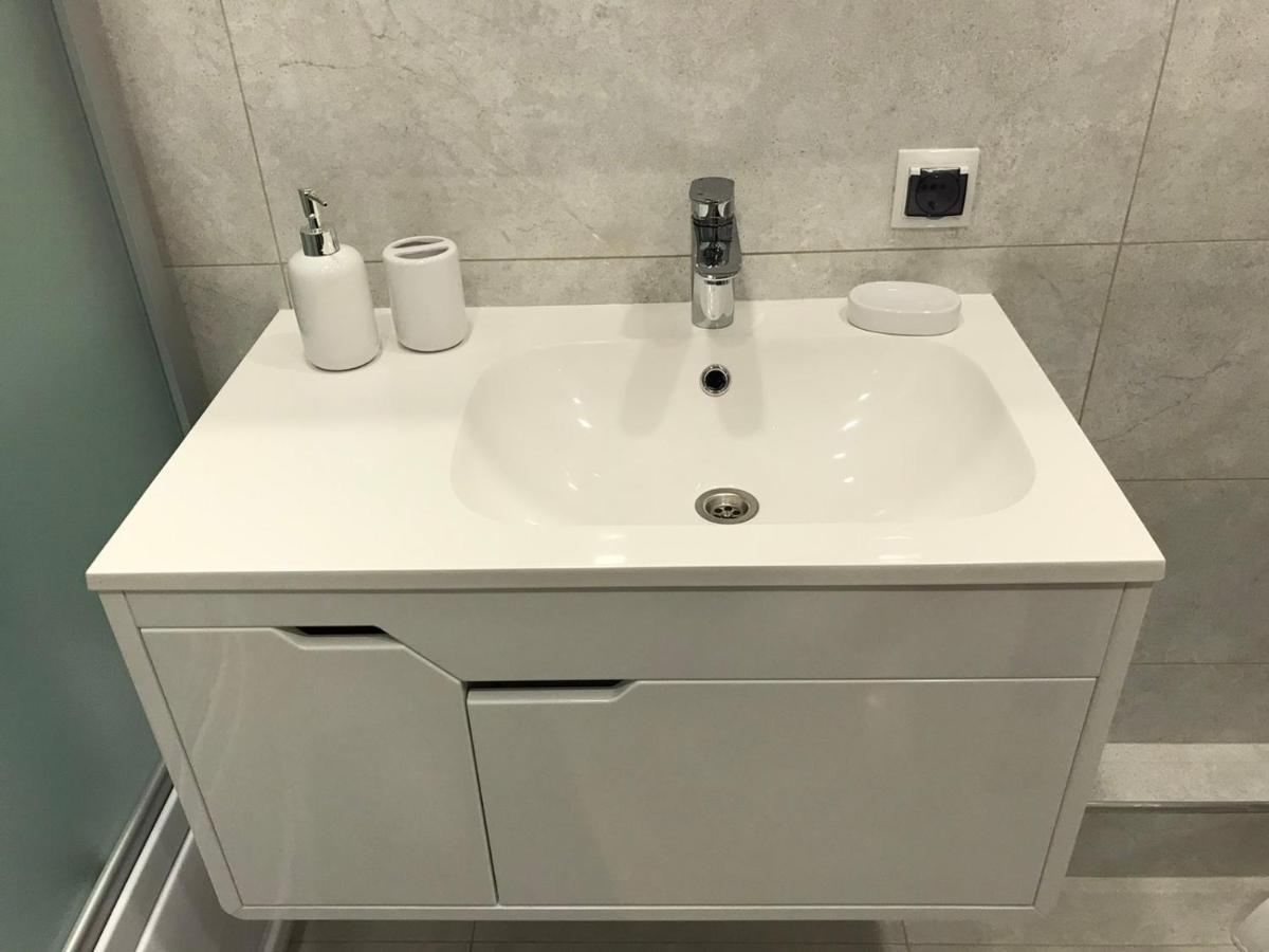 بريست Apartment On Morozova 25 المظهر الخارجي الصورة